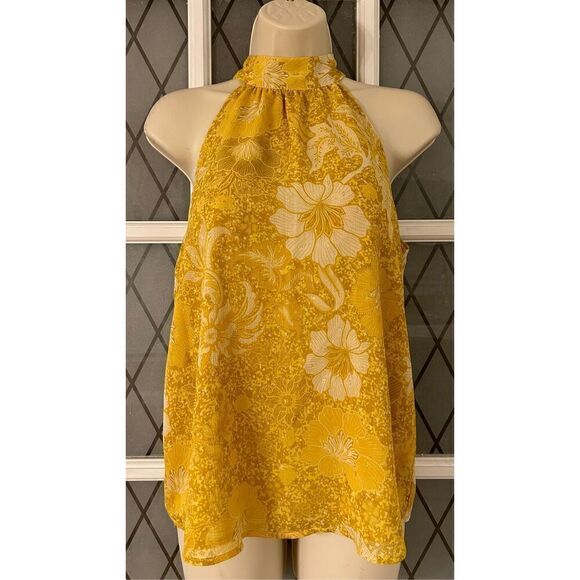 Cupcakes & Cashmere Size Small Halter Top Yellow Gold Flecks Floral - Picture 3 of 10